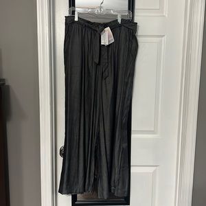 LulaRoe Dianne Pants.  NWT